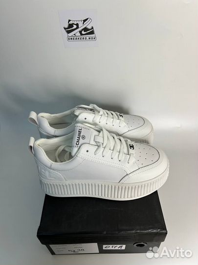 Женские кроссовки chanel