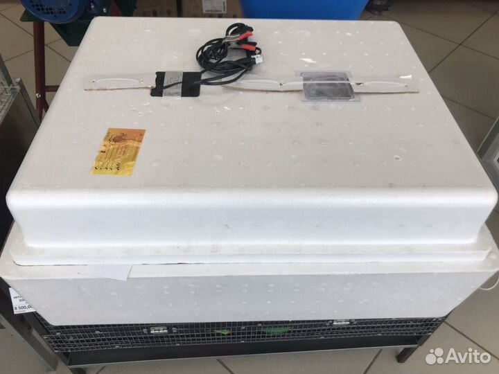 Автоматический инкубатор на 104 яйца