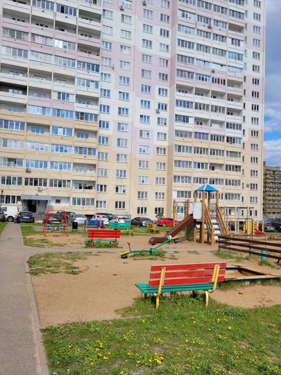 2-к. квартира, 64 м², 14/17 эт.