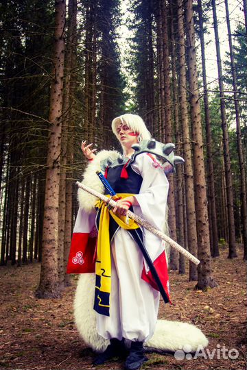 Сесшомару косплей (аниме Инуяша)