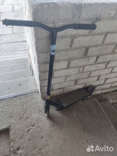 Трюковой самокат парк