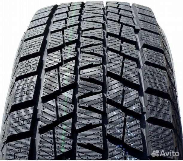 Kapsen IceMax RW501 255/45 R19 104H