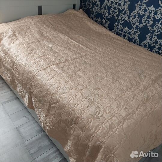 Покрывало на 2 х спальную кровать