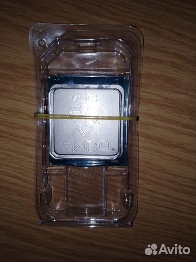 Продам процессор Intel Xeon E5-2620 v2