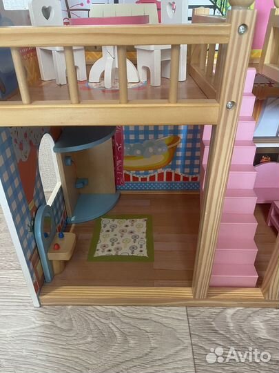 Кукольный домик