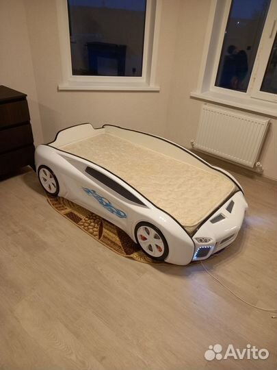 Детская кровать машина для мальчика