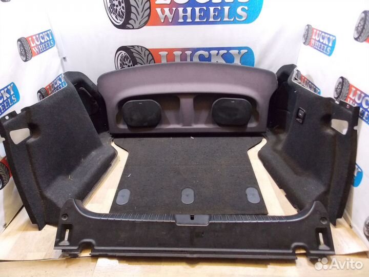 BMW 3 E46 Compact, Обшивка багажника