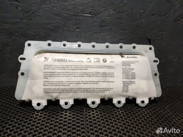 Подушка безопасности пассажира передняя Bmw 550Ix