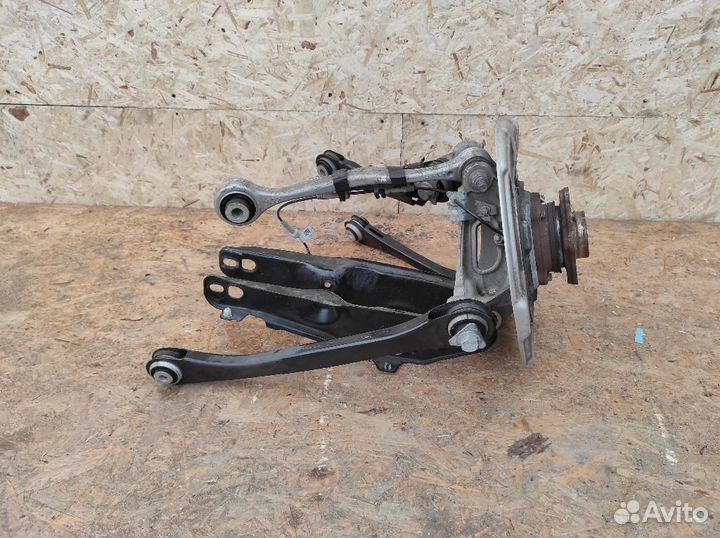 Кулак задний правый BMW 6 G32 в сборе