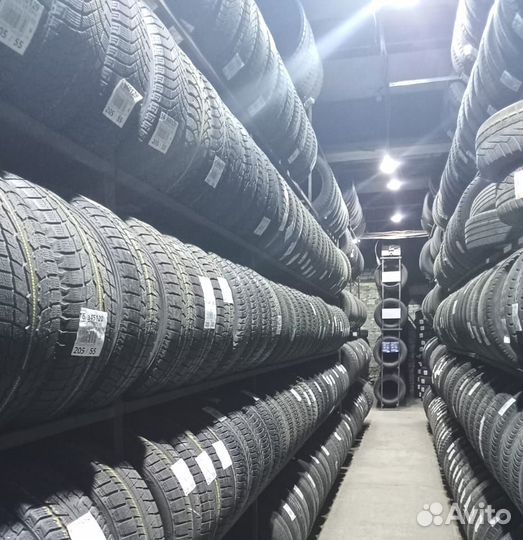 Kumho WinterCraft KW27 245/50 R18 104N