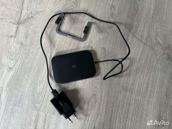 Беспроводное зарядное устройство Baseus Rib