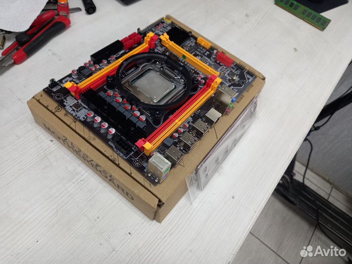 Связка мать x79 LGA 2011+12ядер 2620 2.5GhzTb+8Gb