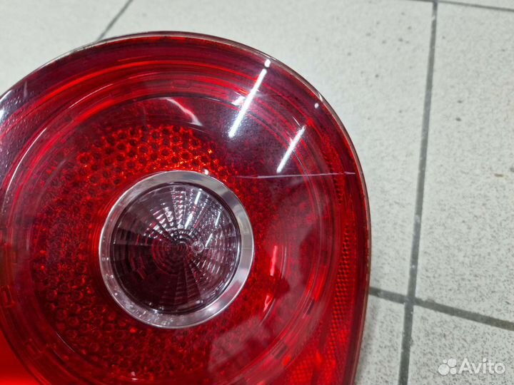 Фонарь задний правый/левый VW Golf 5