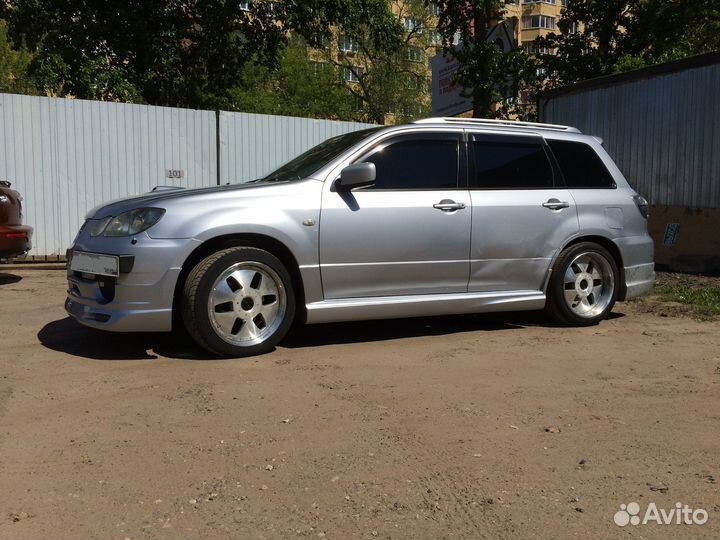 Аэродинамический обвес Gialla MMC Airtrek Turbo