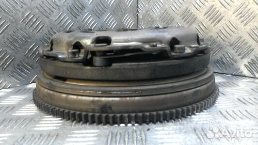 Маховик демпферный бензиновый BMW 3 E46 (89Z20TI01