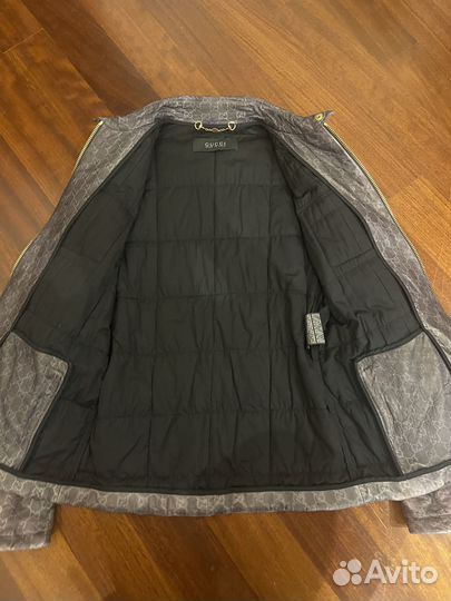 Куртка Gucci женская пурпурная, фиолетовая