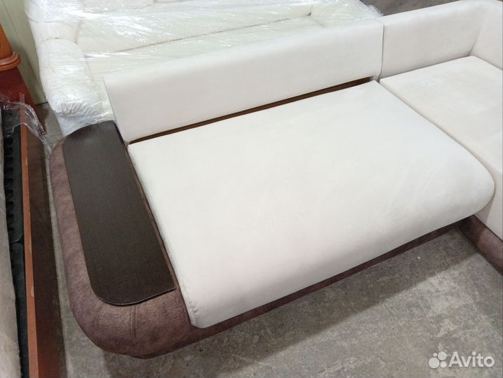 Диван угловой, как новый. Доставка бесплатно