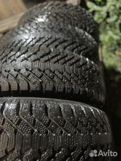 Goodyear UltraGrip 500 245/70 R16