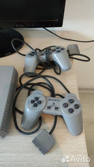 Игровая приставка ps1