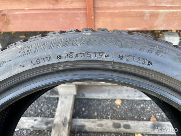 Bridgestone Blizzak LM-001 225/40 R18