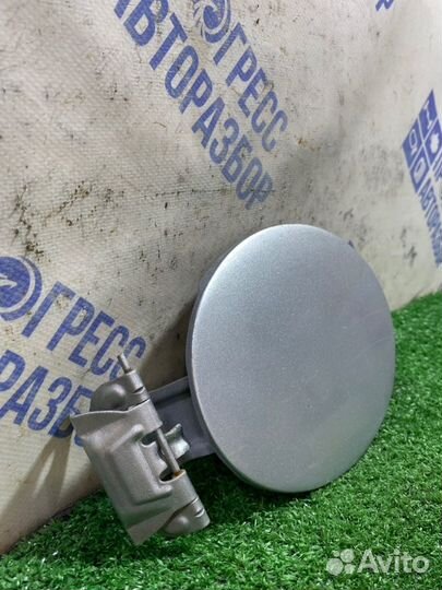 Лючок бензобака Mazda 6 Gg седан 1.8 L8 2004