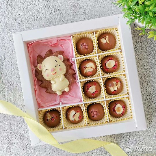 Подарок из шоколада, конфеты, бельгийский шоколад