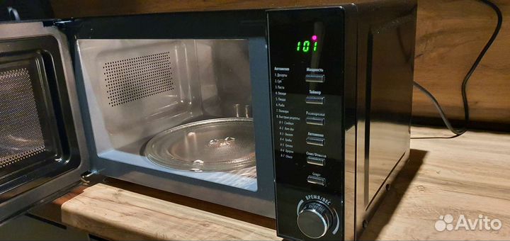 Микроволновая печь polaris