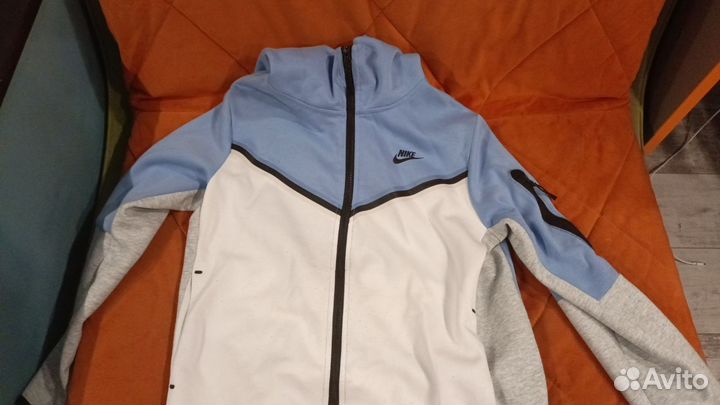 Зипка Nike tech fleece