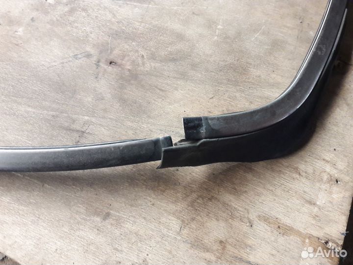 Молдинг заднего стекла Mercedes W220 A2206700122