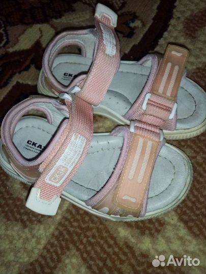 Сандалии для девочки