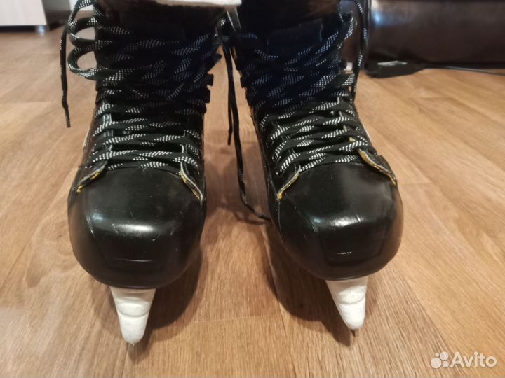 Коньки bauer s170 10D
