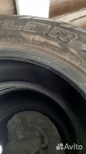 Bridgestone Dueler A/T 697 265/65 R17