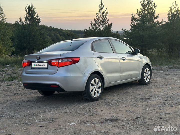 Kia Rio 1.4 AT, 2013, 155 000 км