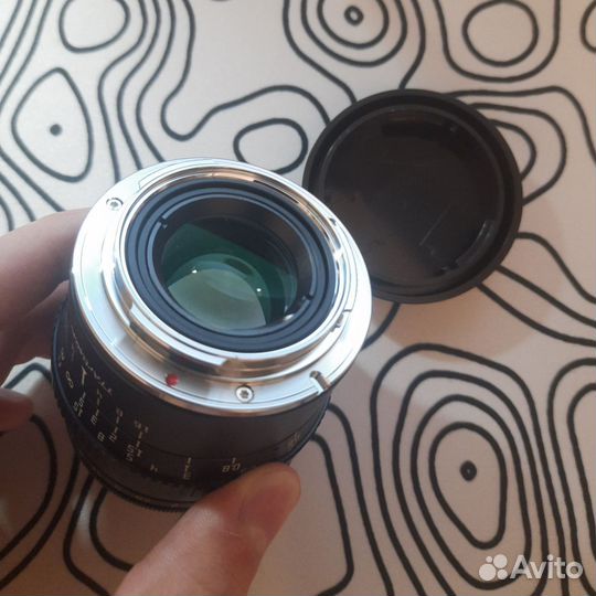 Объектив Canon EF-M 50mm f1.2