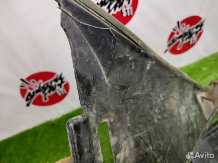 Решетка под лобовое стекло Lexus Gs300