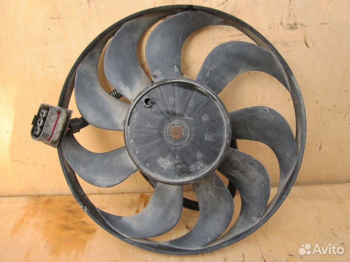 Вентилятор кондиционера Skoda Octavia tour