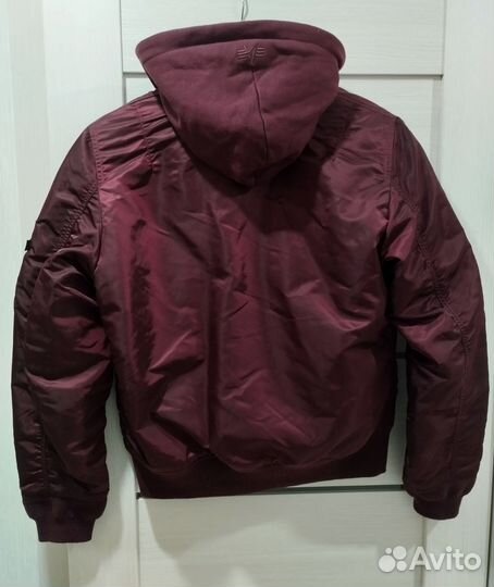 Новый бомбер Alpha industries MA-1 hooded natus S