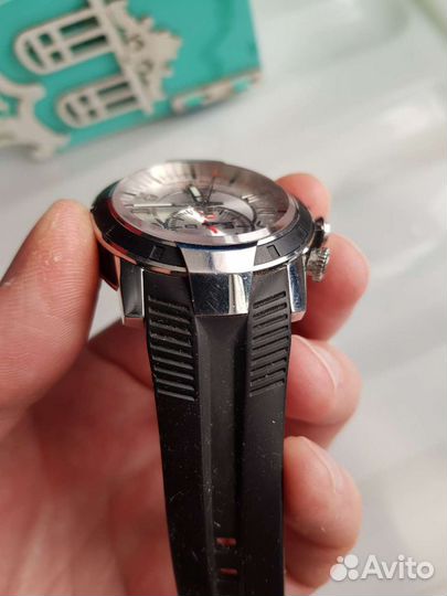 Часы Technomarine UF6, бу, замена батарейки