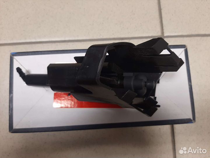 Форсунка омывателя фар Nissan qashqai j 10