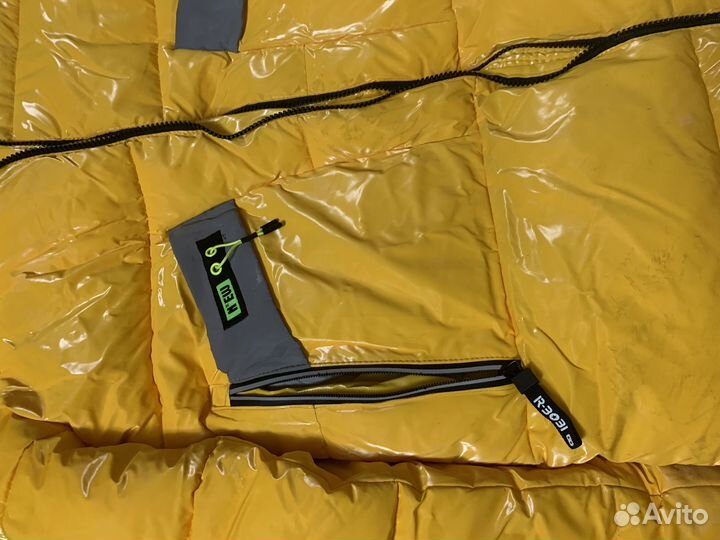 Пуховик на девочку