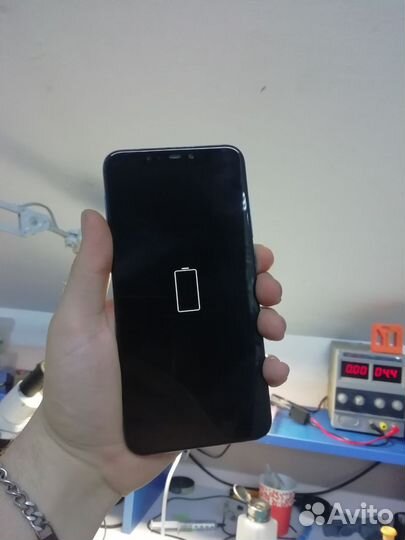 Xiaomi Mi 8, 6/64 ГБ