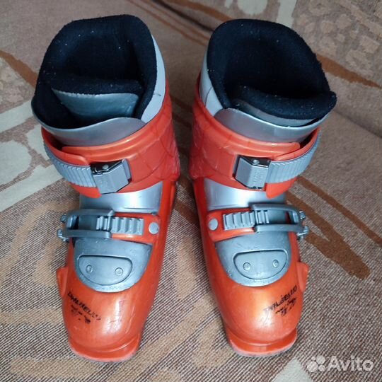 Горнолыжные ботинки детские 22.5