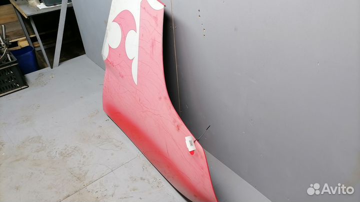 Боковой верхний спойлер левый scania g250