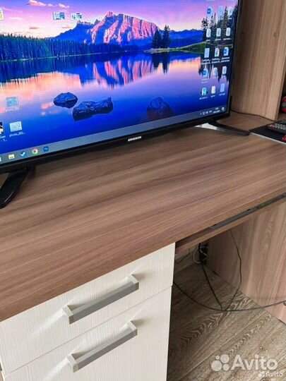 Компьютерный стол