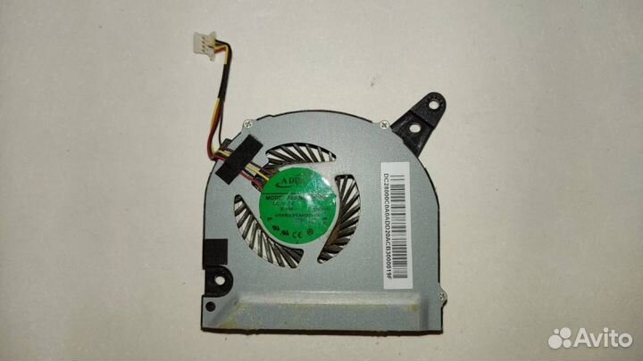 Кулер для Acer M5-581T Q5LJ1