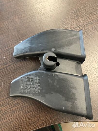 Воздуховод салона левый Bmw 520D E60 N47 2009