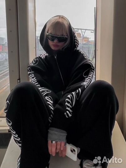 Zip Hoodie y2k black edition