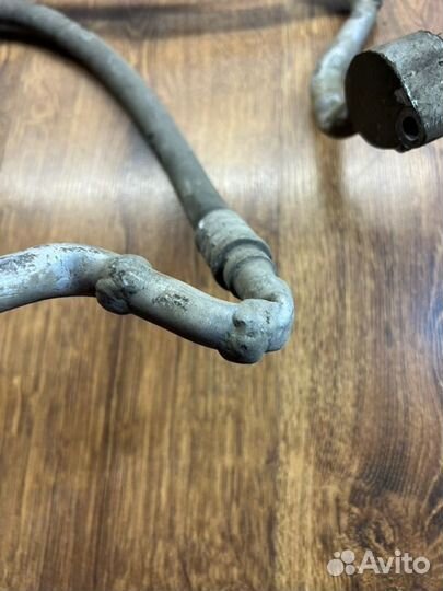 Трубка кондиционера Volkswagen Passat B5+ седан 1