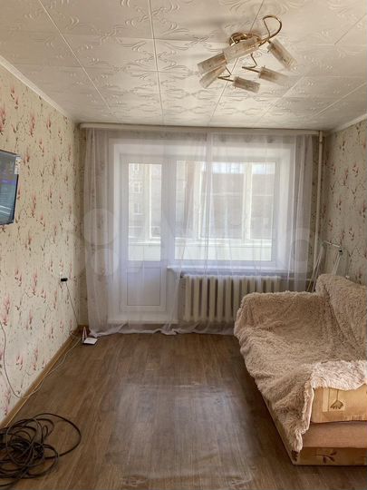 2-к. квартира, 42,5 м², 1/9 эт.