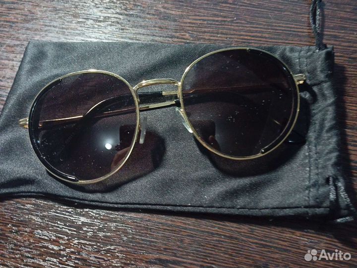 Солнцезащитные очки